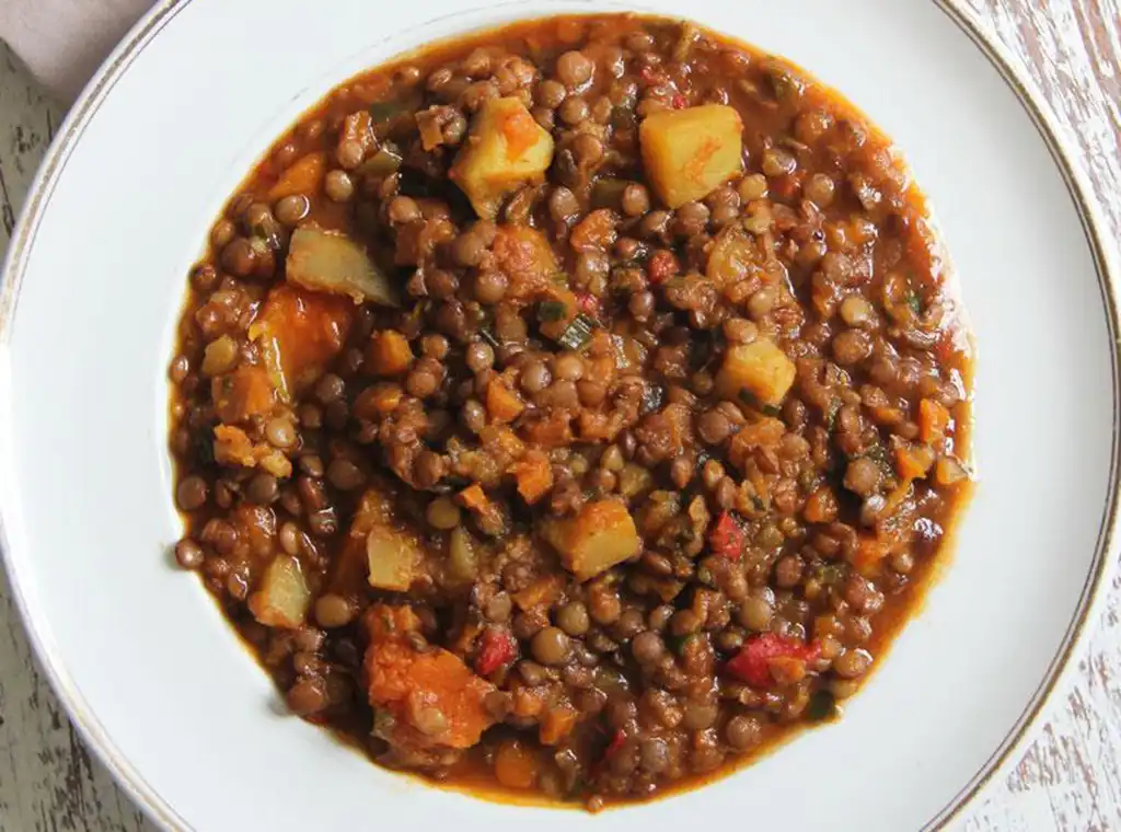 Guiso de Lentejas Argentinian lentil stew